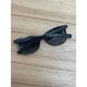 CHANEL | Accessories | Chanel 64 Quilted Cat Eye Sunglasses  display picture 1